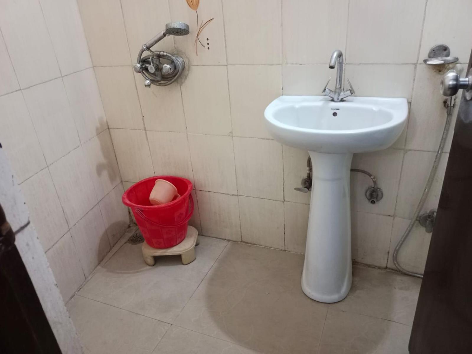 Airport Hotel Pariksheet Inn 뉴델리 외부 사진